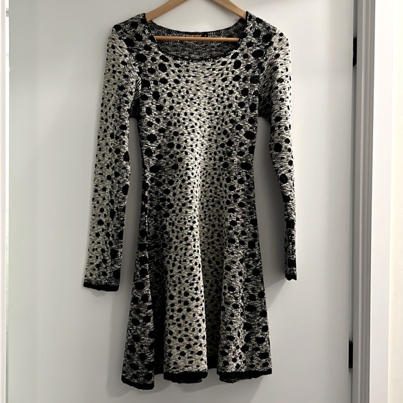 Wool Dress - Picture 1 of 4